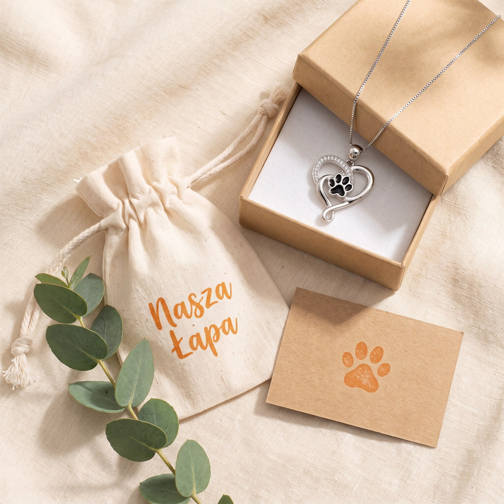 Forever Heart paw necklace – gift-ready in a cotton pouch